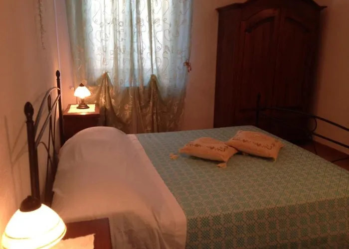 Penisola 3* 洛克里