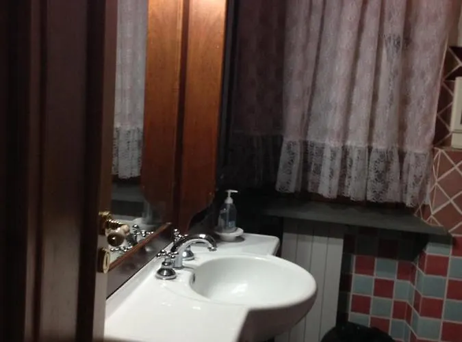 住宿加早餐酒店 Penisola 洛克里