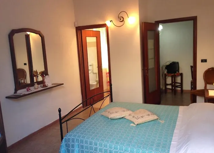 住宿加早餐酒店 Penisola 洛克里